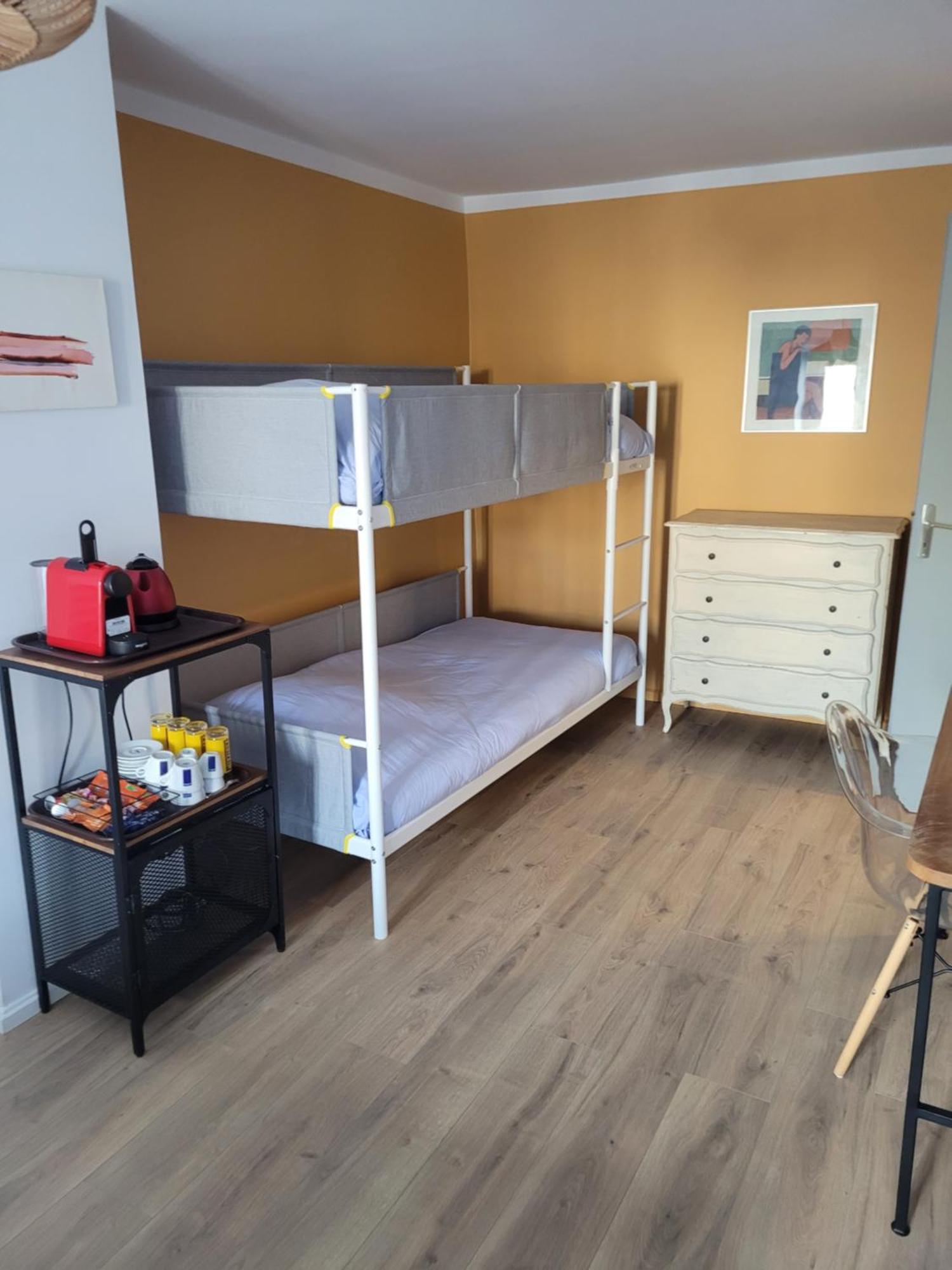 Chambres D'Hotes Du Bistrot D'Ici Saint-Saturnin  Bagian luar foto