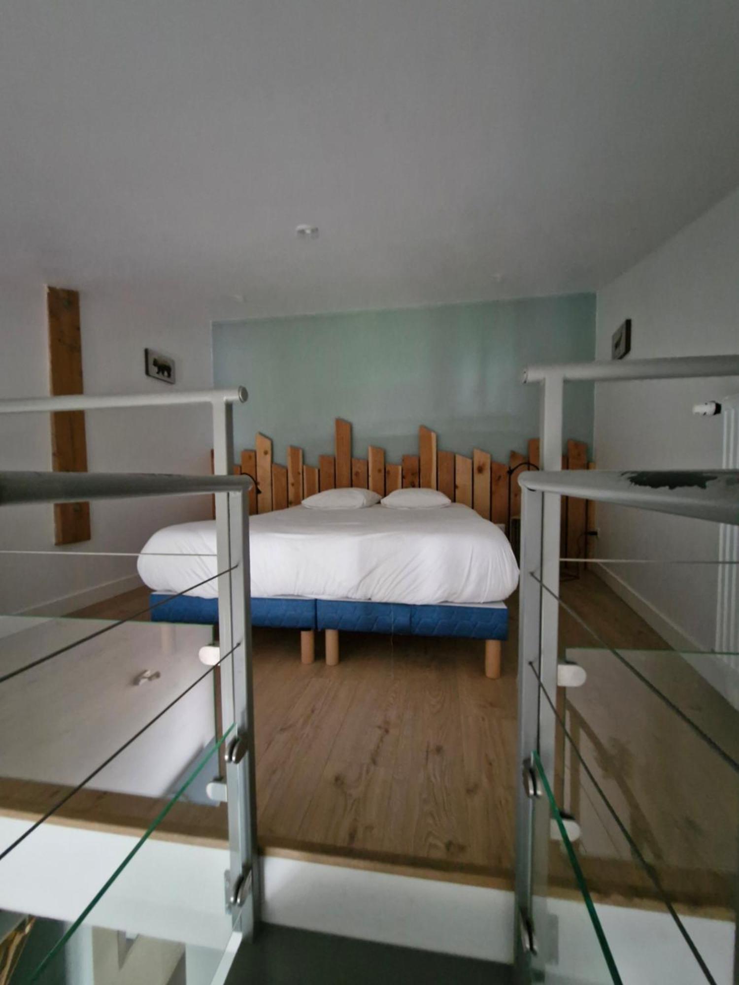 Chambres D'Hotes Du Bistrot D'Ici Saint-Saturnin  Bagian luar foto